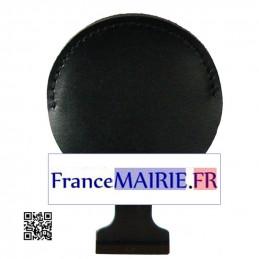 COCARDE PRESENTE AVEC SON CACHE